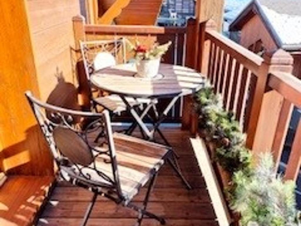 Duplex rénové au centre avec parking et wifi - FR-1-755-26 - 2