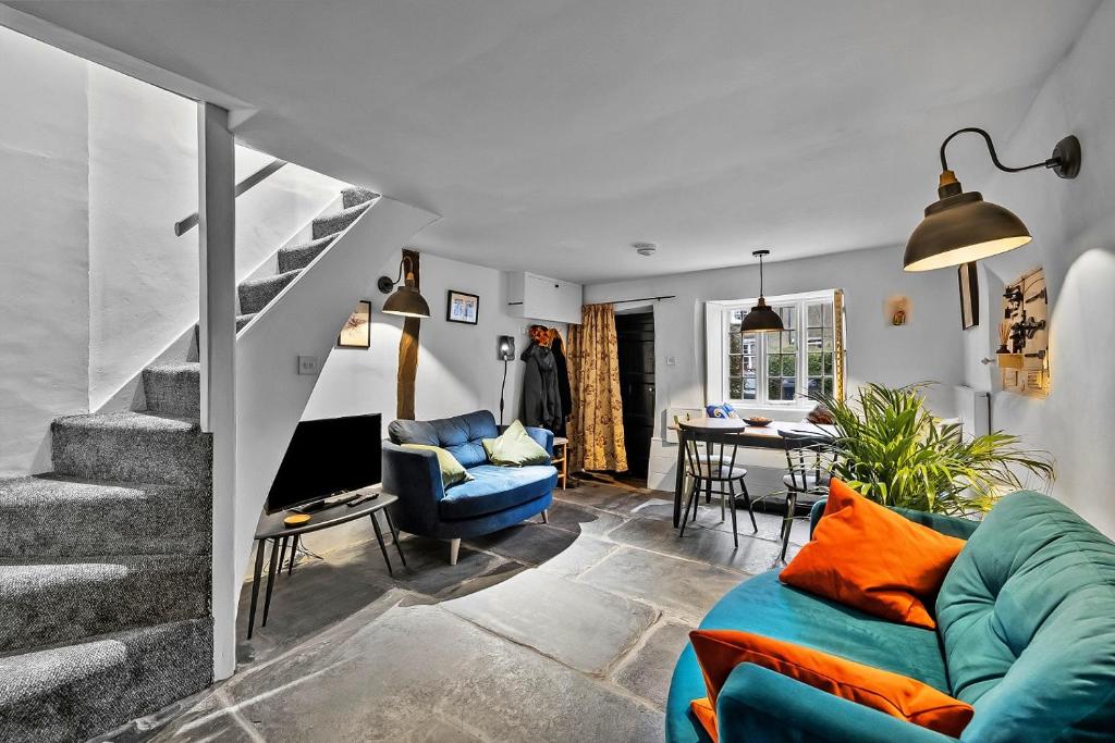 Finest Retreats - Bre Stefan, Launceston