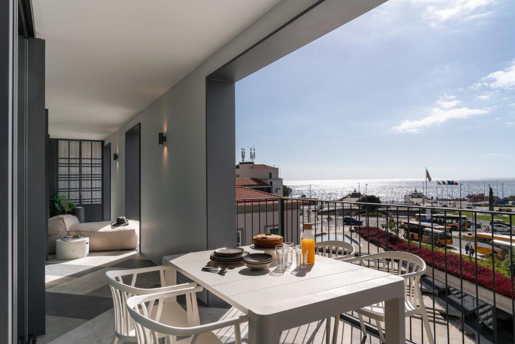 Savoy Insular V by An Island Apart, Funchal