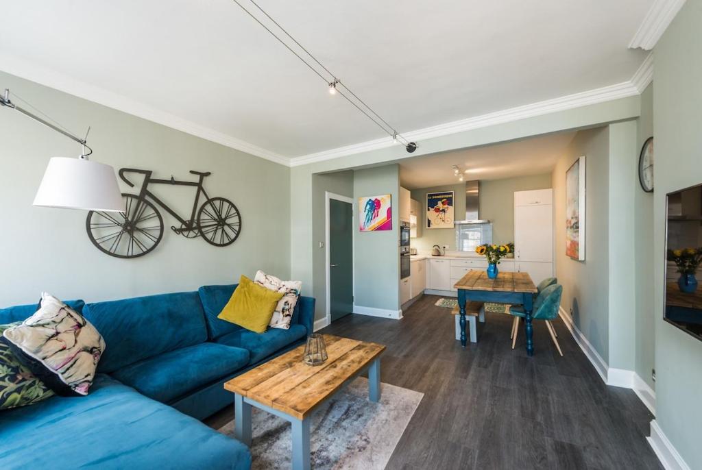 The Cobbled Rider, Edinburgh