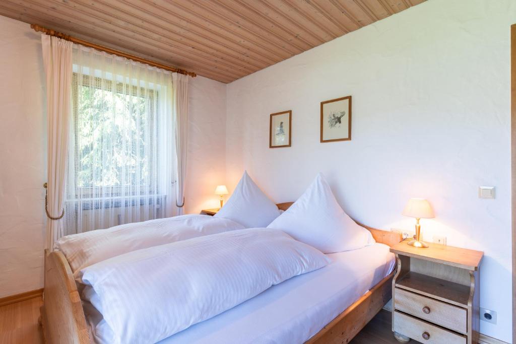 Ferienwohnung Mirbach - 3