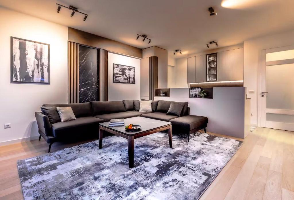 Prestige Luxury Suite - Prime Central Location - Private Garage Parking, Sarajevo