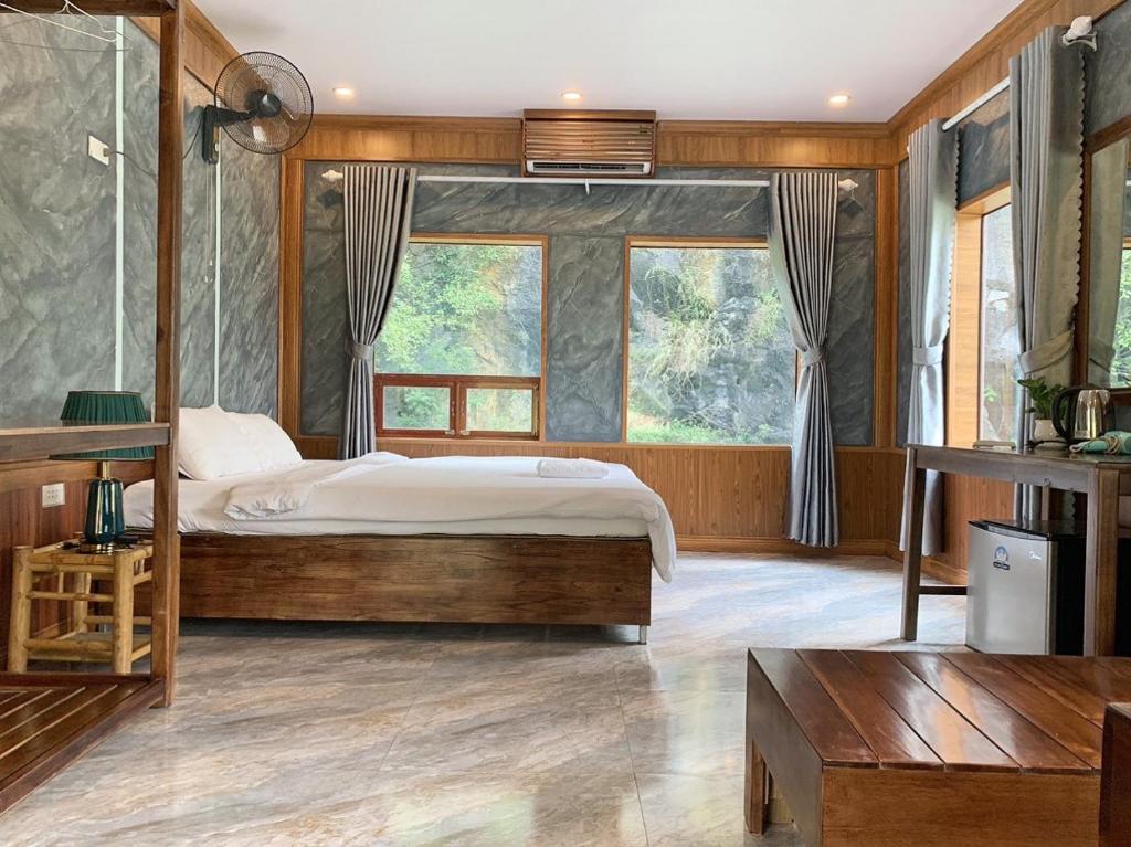 Trang An River Mountain Ecolodge