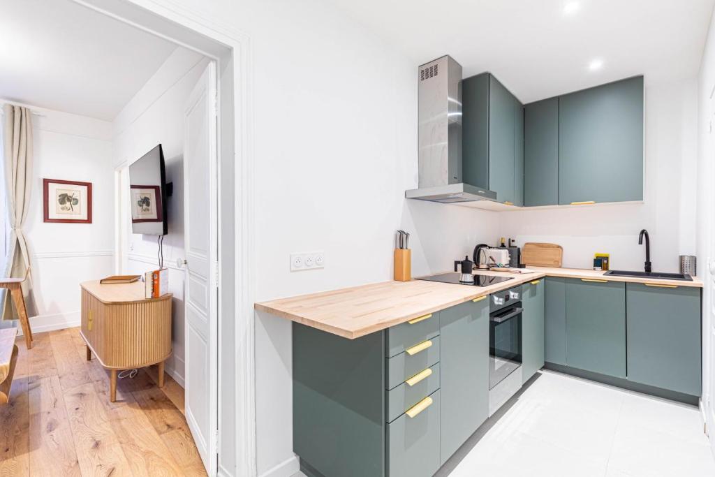 GuestReady - Charming Getaway in Paris 15th - 4