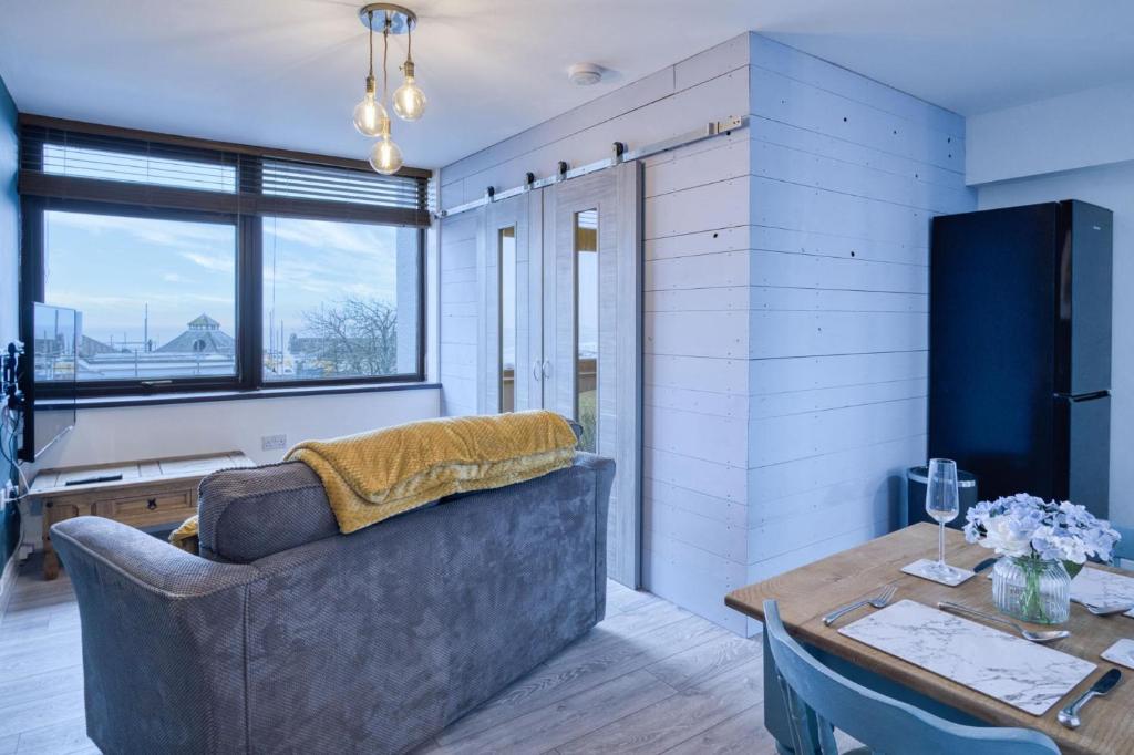 Driftwood Den - 1 Bedroom Apartment - Saundersfoot, Saundersfoot