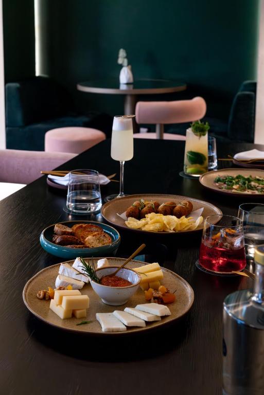 Bar/lounge