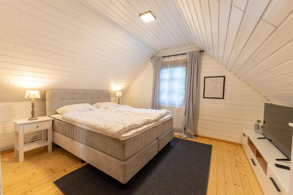 Schmuckes Geräumiges Haus mit Garten in Graz für bis zu 8 Gäste Ideal für Familien und Gruppen - 3