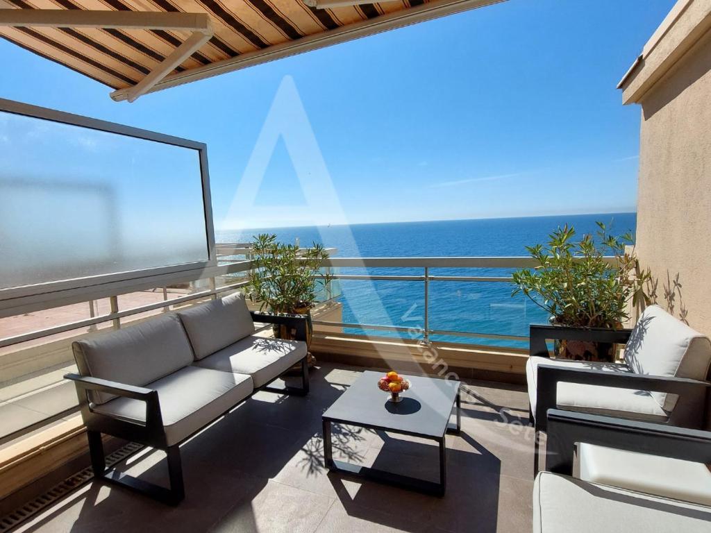 Duplex avec double terrasse 1ere ligne de mer, wifi et climatisation - 1