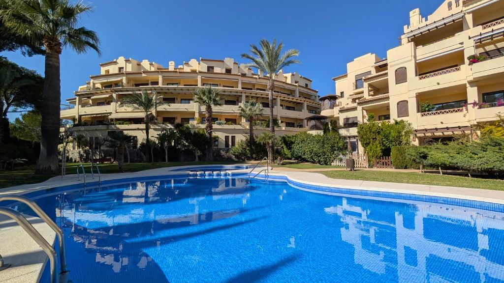 VILLA GADEA ALTEA pearl - 1