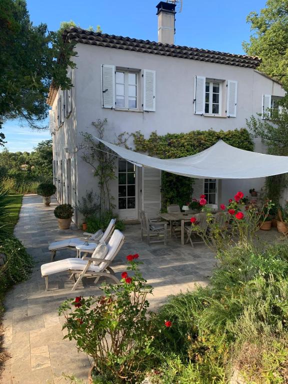 Lou Pantai, House, 5 bedrooms, 8 people, AC, Pool, Large garden,4km from AIX EN PROVENCE - 4