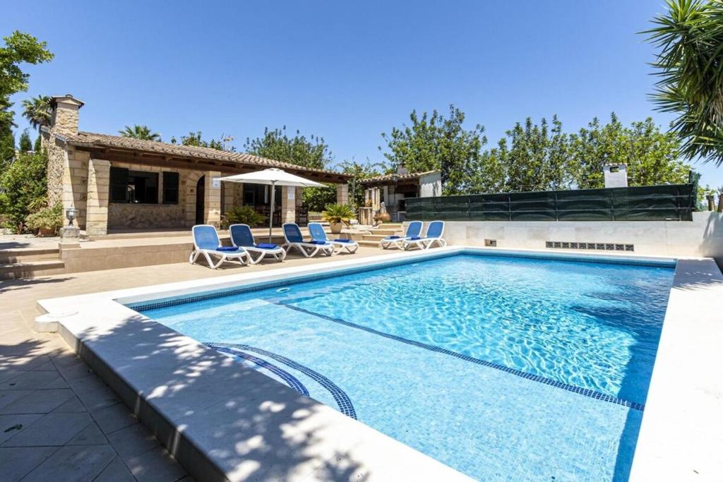 Traditional villa near Pollensa for 4 people by Renthousing - 4