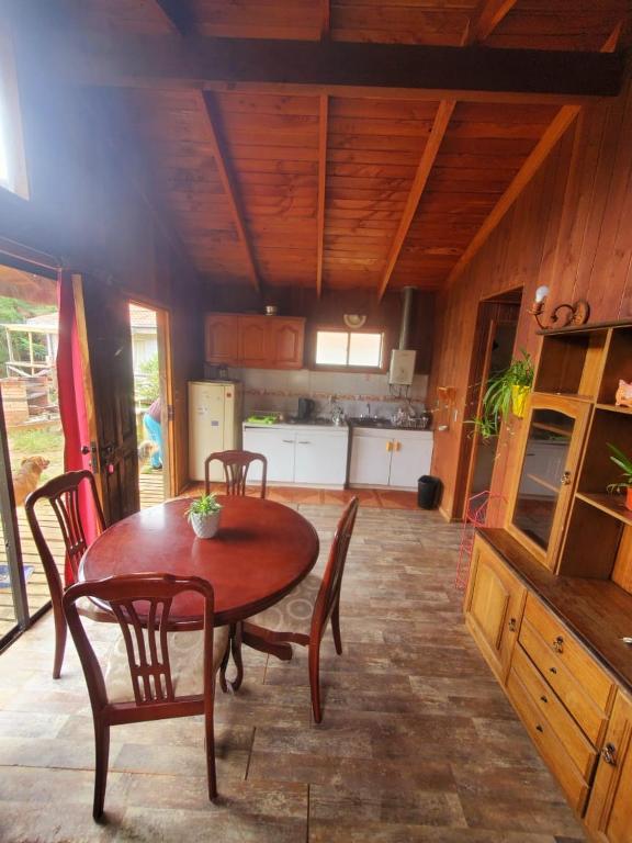 El Último Recurso, Valdivia