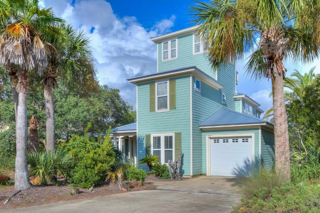 Elephant Walk, Gulf Highlands