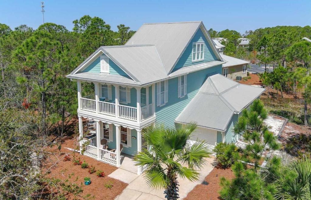 Avalon, Gulf Highlands