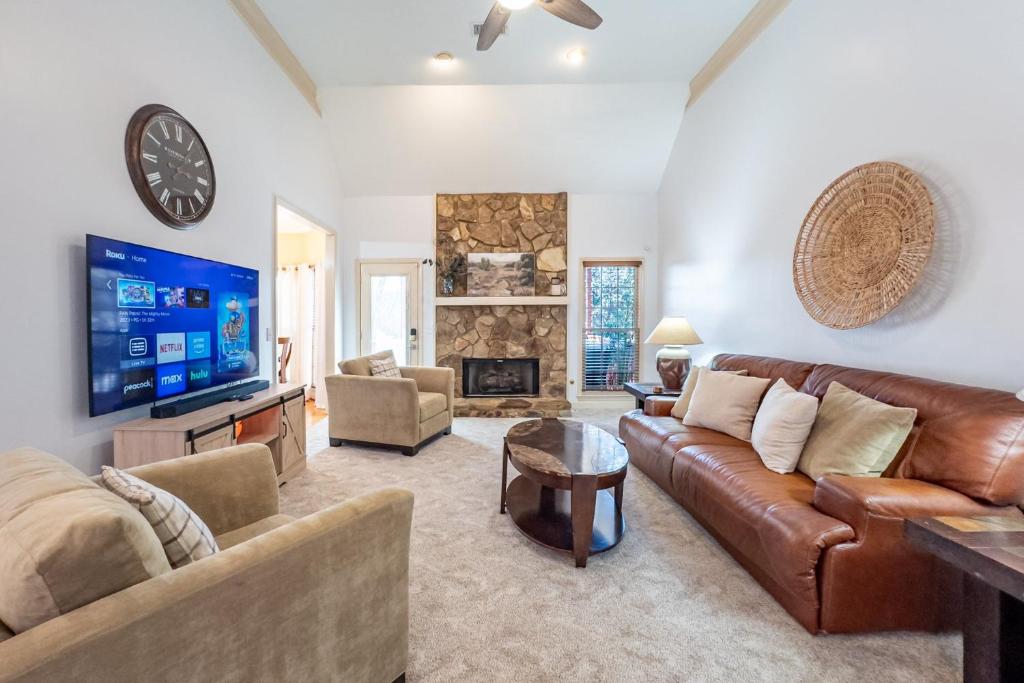 Bright & Airy Home Near Cartersville Attractions, Cartersville