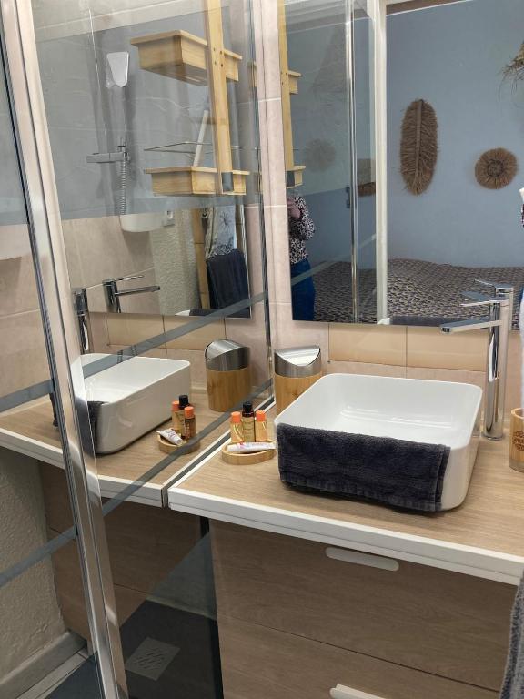 Appartement dans villa à 600m de la plage - 3