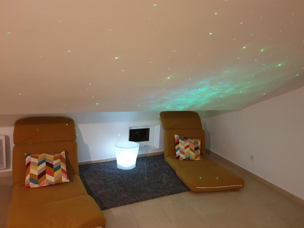 A04 Le Lounge - Clim- Wifi - Coeur de Ville - 4