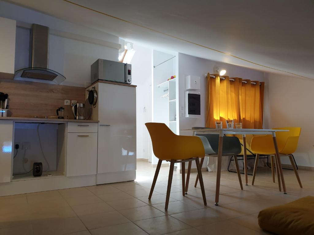 A04 Le Lounge - Clim- Wifi - Coeur de Ville - 3