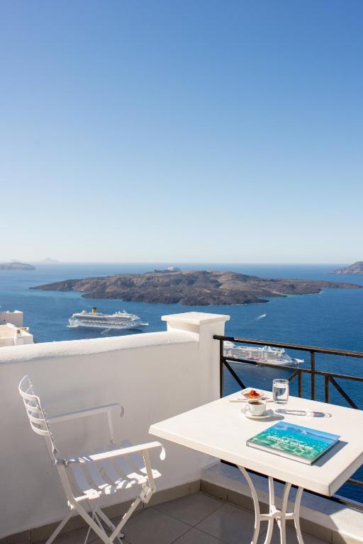 Villa Renos Hotel photo