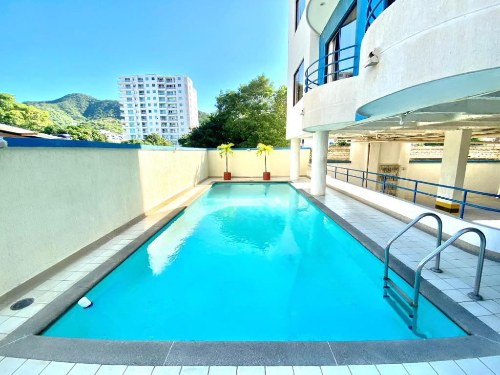 Cozy, well-located 3 bedroom Apartment, 5 min from Rodadero Beach, Free Parking - 3