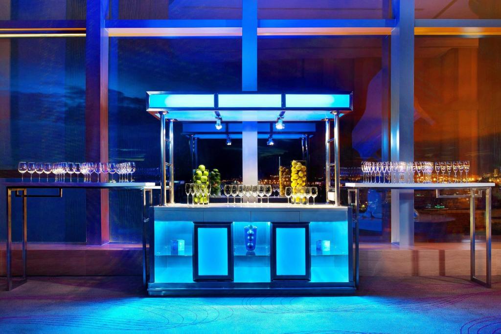 Bar/lounge