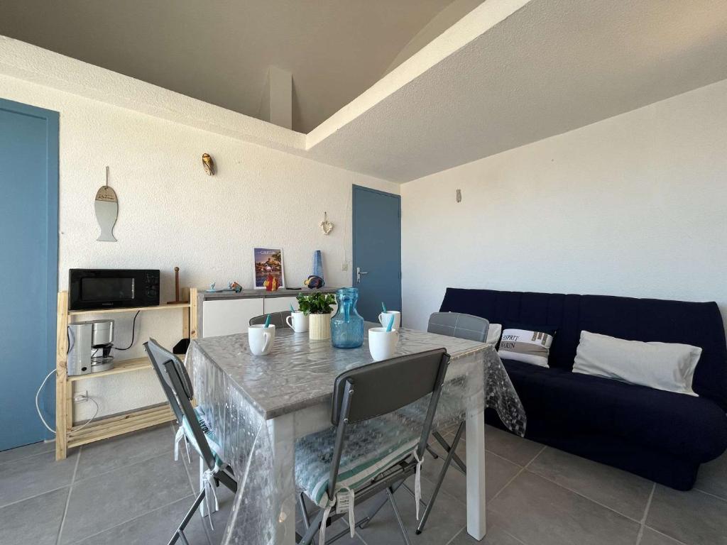 Appartement rénové avec vue marina Gruissan GN140-1033 - 4