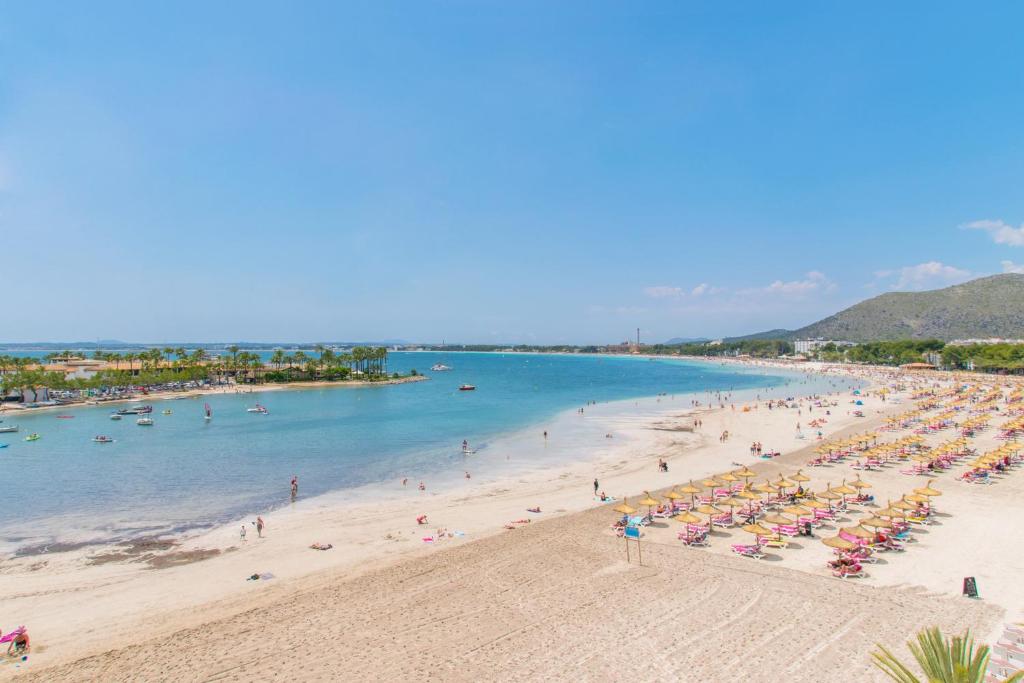 C140 Pine Beach by Mallorca Villa Selection - 3
