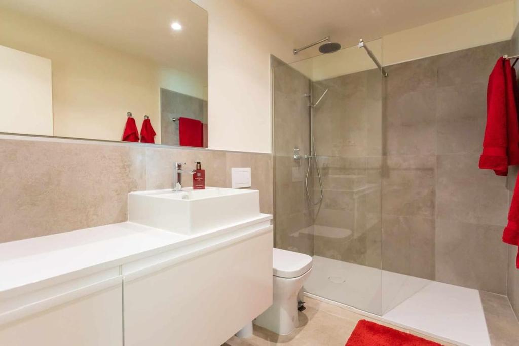 Heated pool and gym Premium apartment - 5