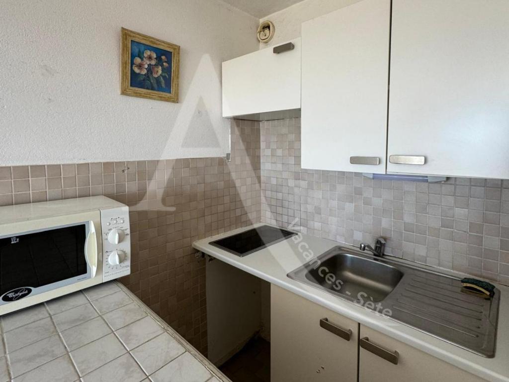 Studio cabine avec parking, face a la mer - 3