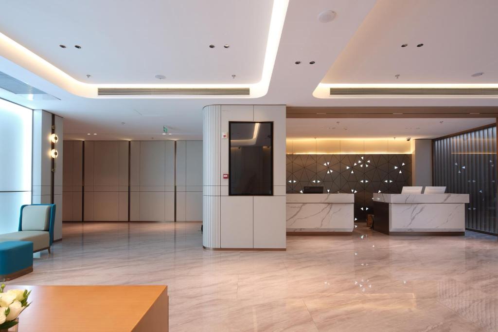 Lobby, Jinglai · Selected - Shanghai Tongji Hospital Xincun Road Subway Station in Shanghai