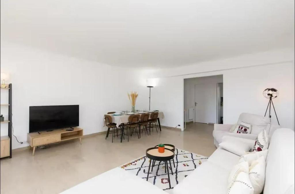 Appartement spacieux avec vue au Cannet 114 m² - 5