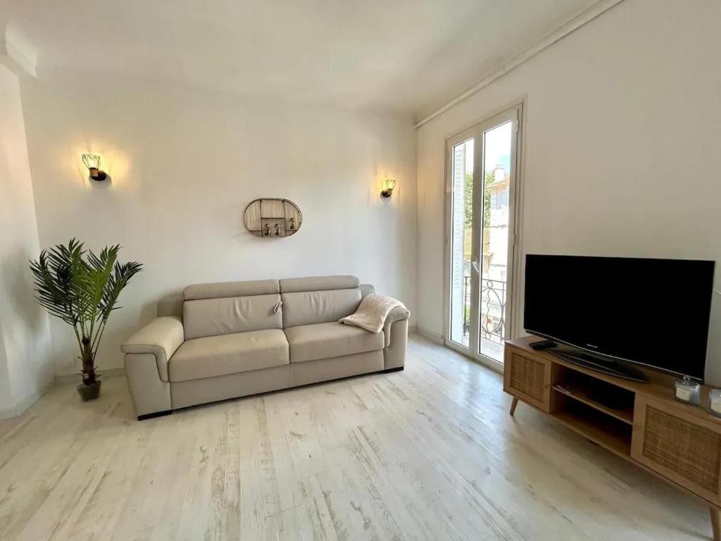 Appartement moderne à Juans les Pins de 60 m² avec parking - 1