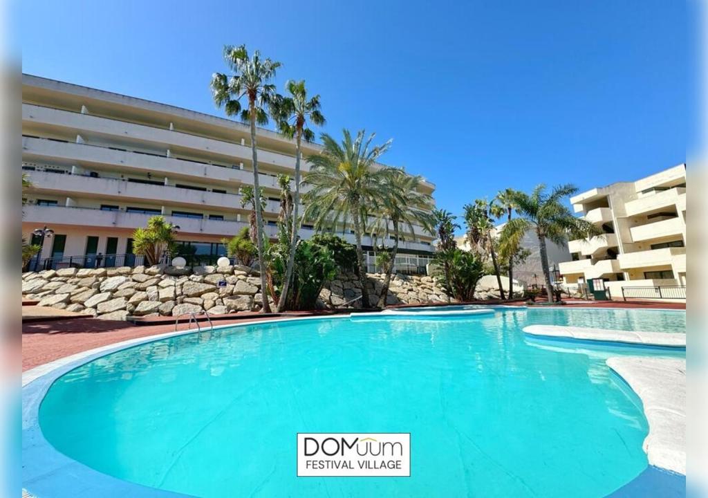 DOMuum Holidays - FESTIVAL VILLAGE - 1