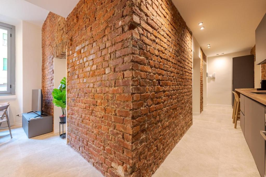 Brick Suite - 5