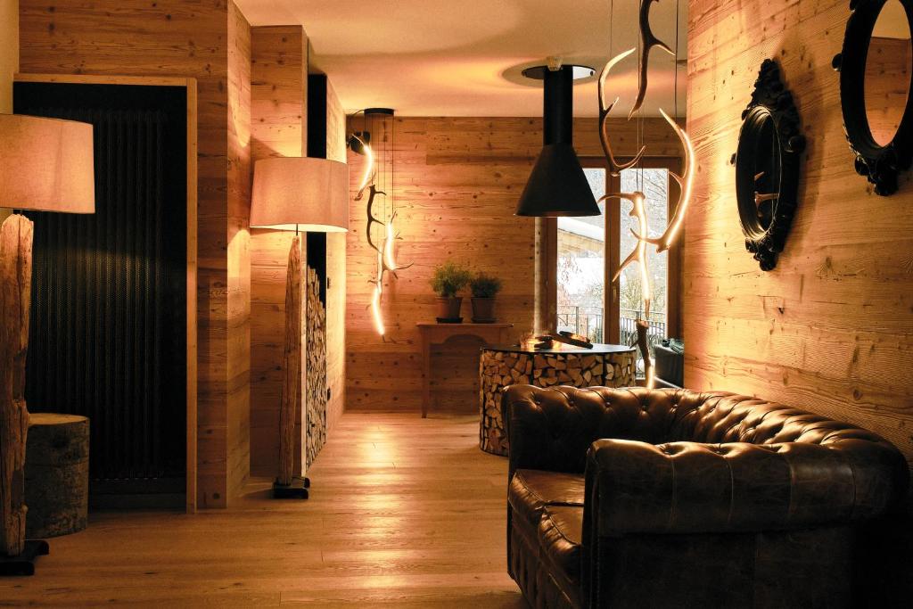 Boutique Hotel e Chalets Salvadori - 2