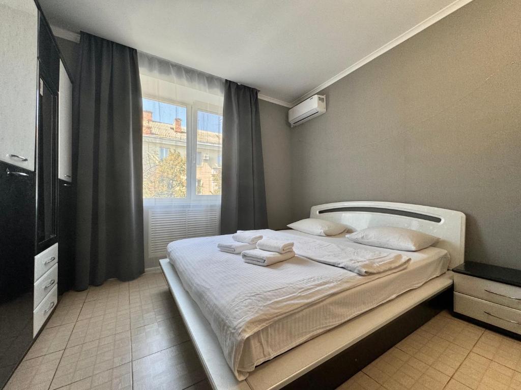 ApartPoltava Світлі та стильні апартаменти в центрі Полтави біля театру Гоголя, ЦУМ, банківський ЧЕК, Połtawa