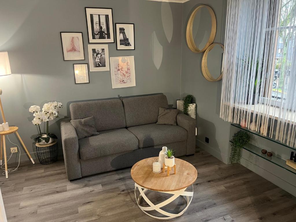 Charment studio, Les Lilas