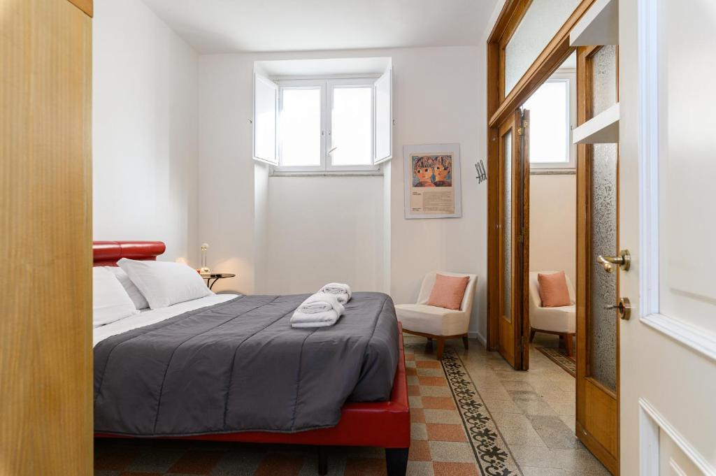 San Lorenzo Flat 2 - 4