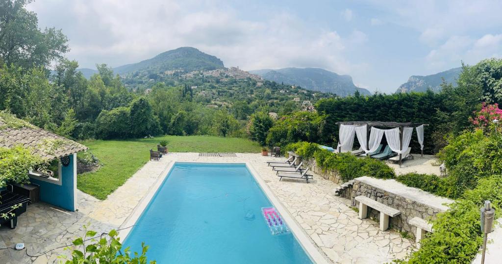 5 Bedroom Villa with magnificent views - 4