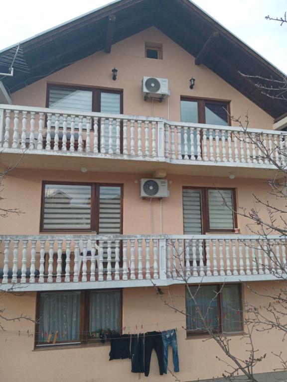 Guesthouse Behar - 1