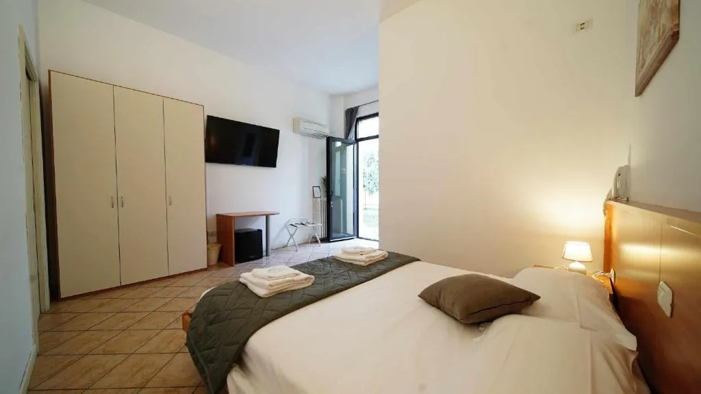 Destiny rooms valpolicella, hotel v destinaci Pedemonte