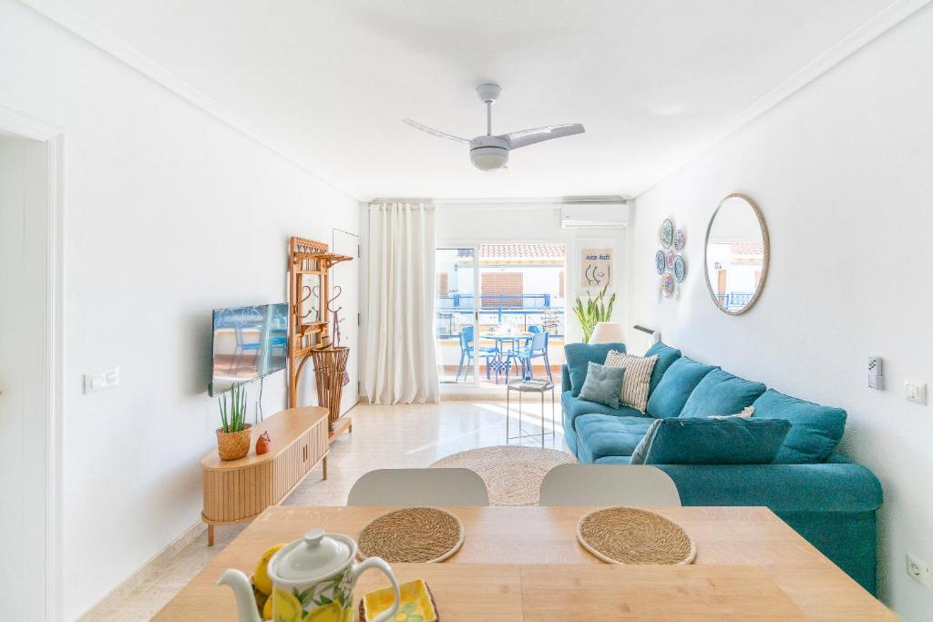 Apartamento ROSA del MAR Playas de Vera Ático en Primera Línea de Playa Piscina al Aire Libre Aparcamiento Gratuito WiFi Muy Rápido Acogedor con Calefacción - 2