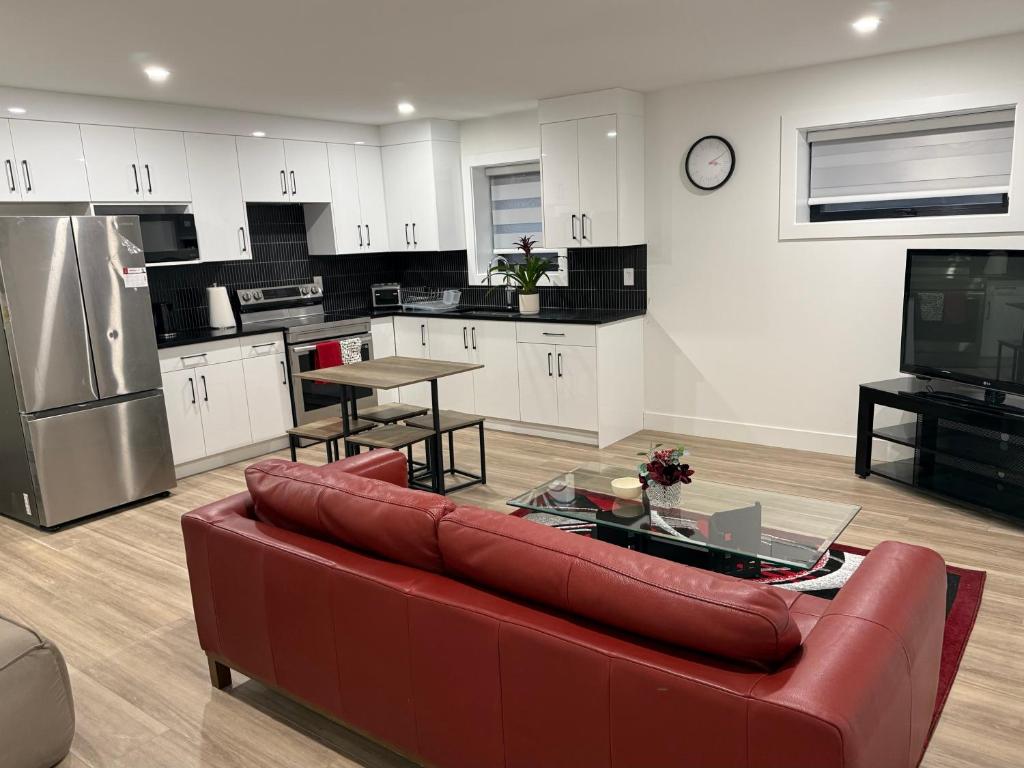 Calm & Cozy Private Suite, Surrey