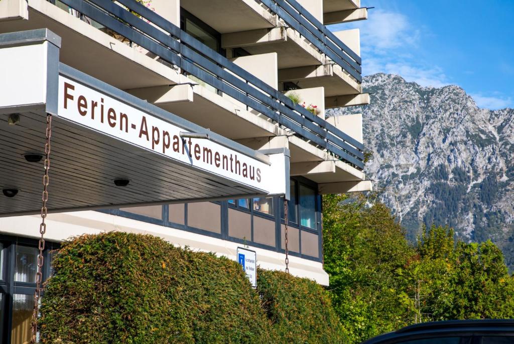 Alpenschwänchen 1 - 2