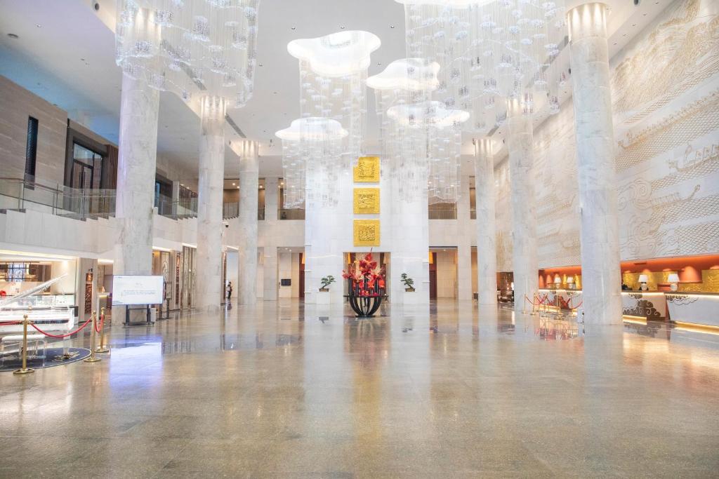 グァンジョウ バイユン インターナショナル コンベンション センター LN ドンファン ホテル (Guangzhou Baiyun International Convention Center LN Dongfang Hotel)