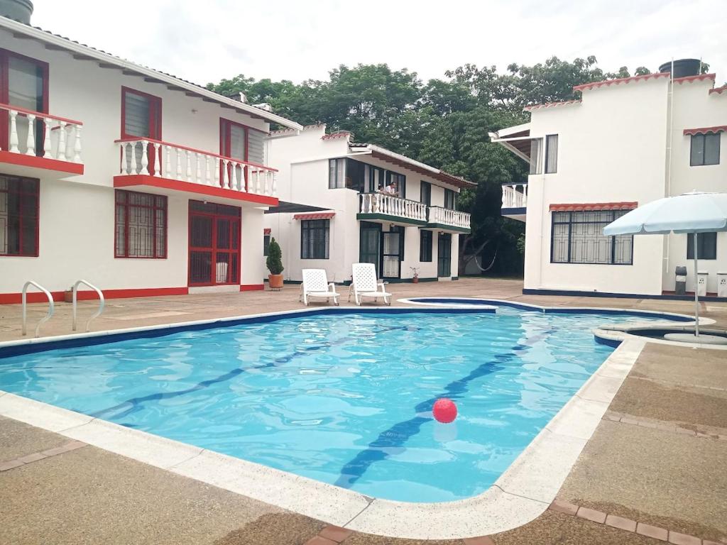 Casa campestre con piscina y jacuzzi en Melgar - 2