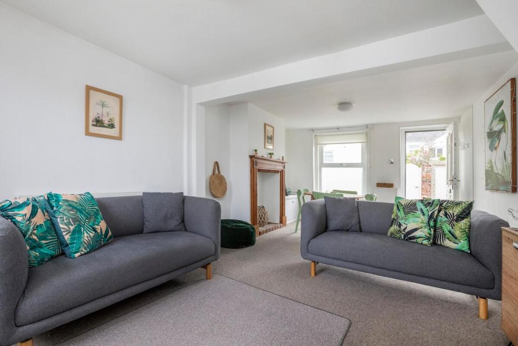 Seaside home tucked one row back from Deal beach, Deal