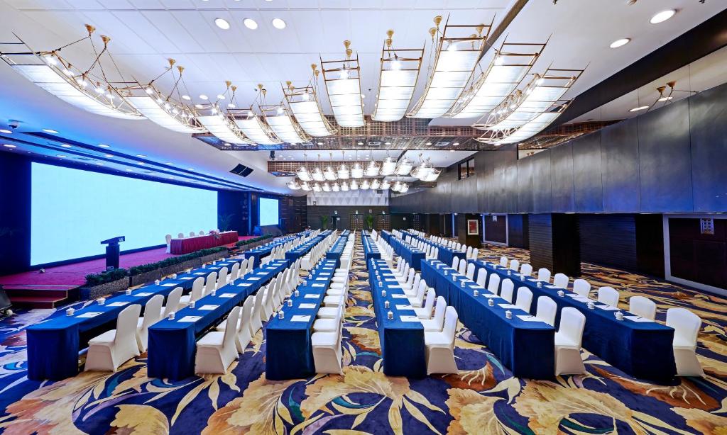 Tárgyalóterem/bálterem