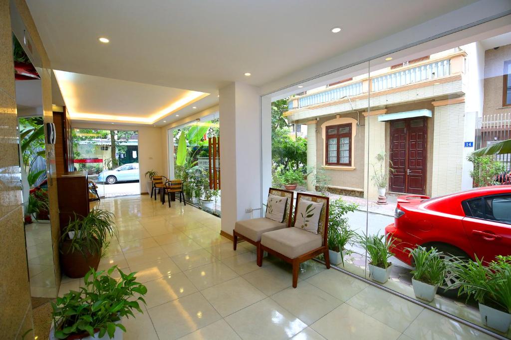 Lavender Building Hanoi Near West Lake &#8211; Serviced apartment