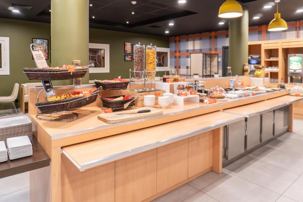 Food and beverages, easyHotel Nice Old Town in Nice
